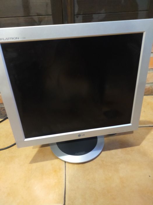 Продам монитор LG Flatron