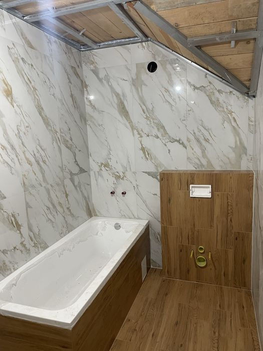 Майстер плиточник