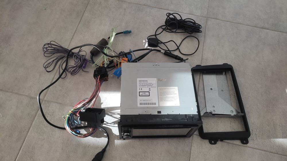 Автомагнитола JVC KENWOOD