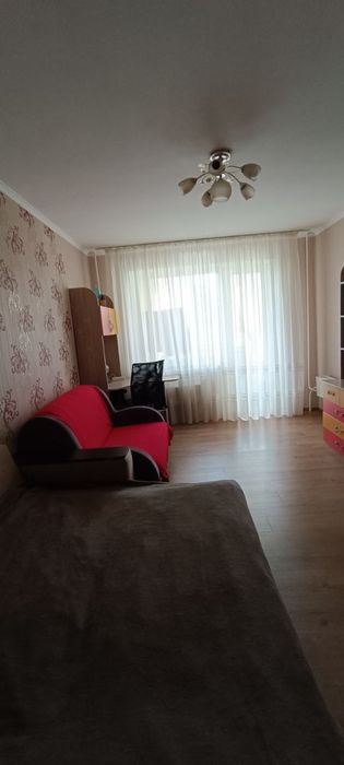 Продам 3 кімнатну квартиру, Обухів, вул. Киівська !