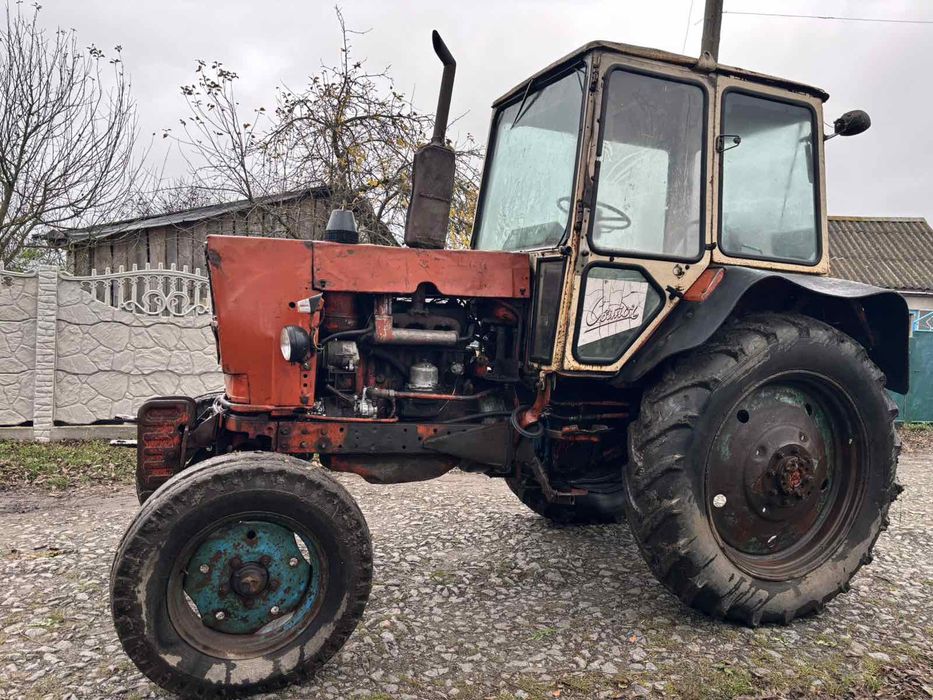 Продам 2 трактори