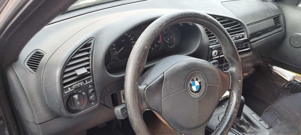 Vendo BMW 318TDS