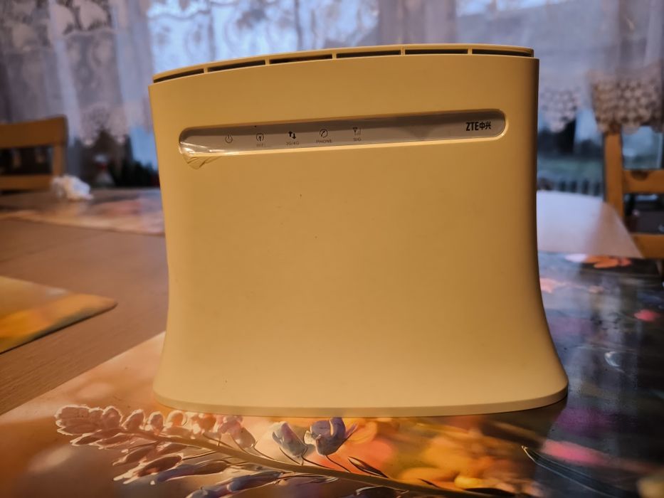 Router ZTE MF283+