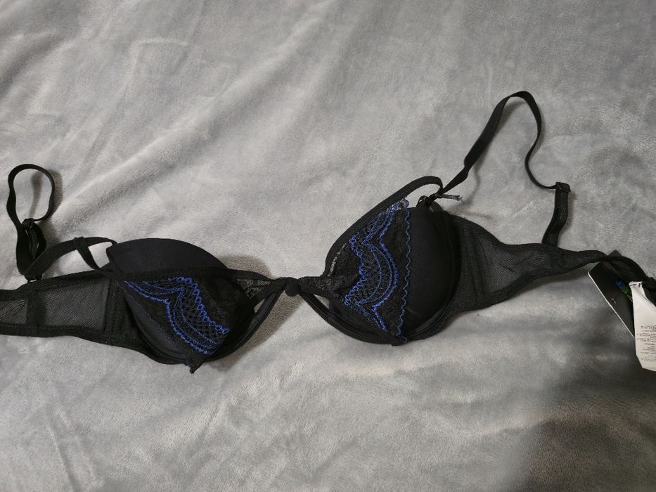 Tezenis,бюстгалтер , 75 В. Новий