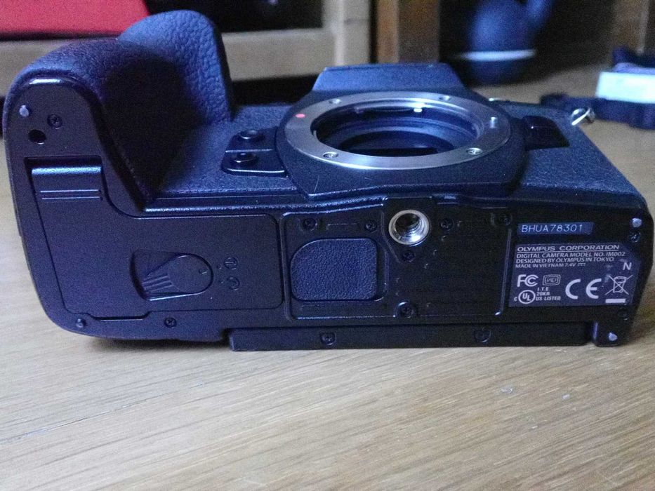 Maquina fotografica OLYMPUS OM-DE-M1 MarkII
