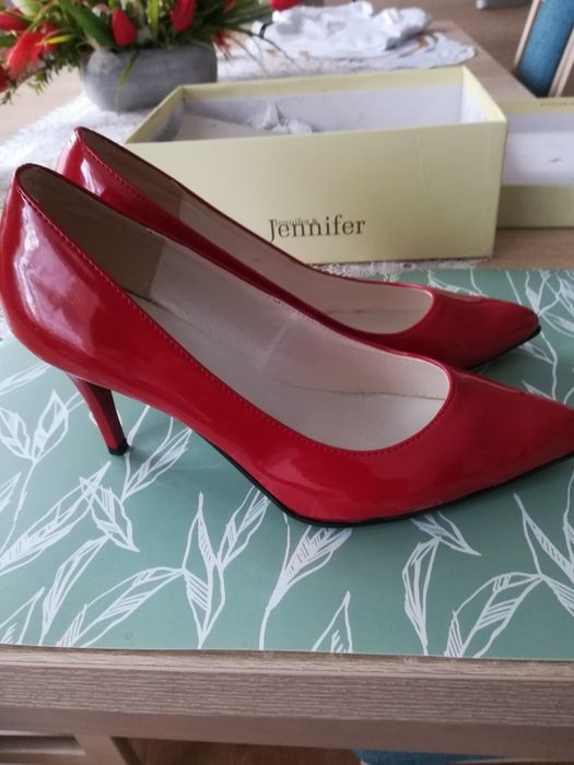 Szpilki czerwone lakierowane