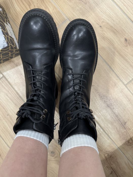 Чоботи шкіряні чорні