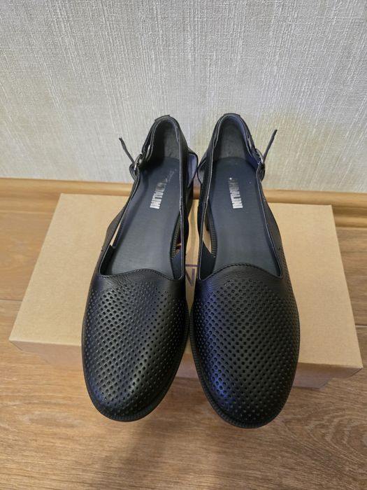 Женские кожаные лоферы, туфли с открытой пяткой Andalini. Новые. 41 р.