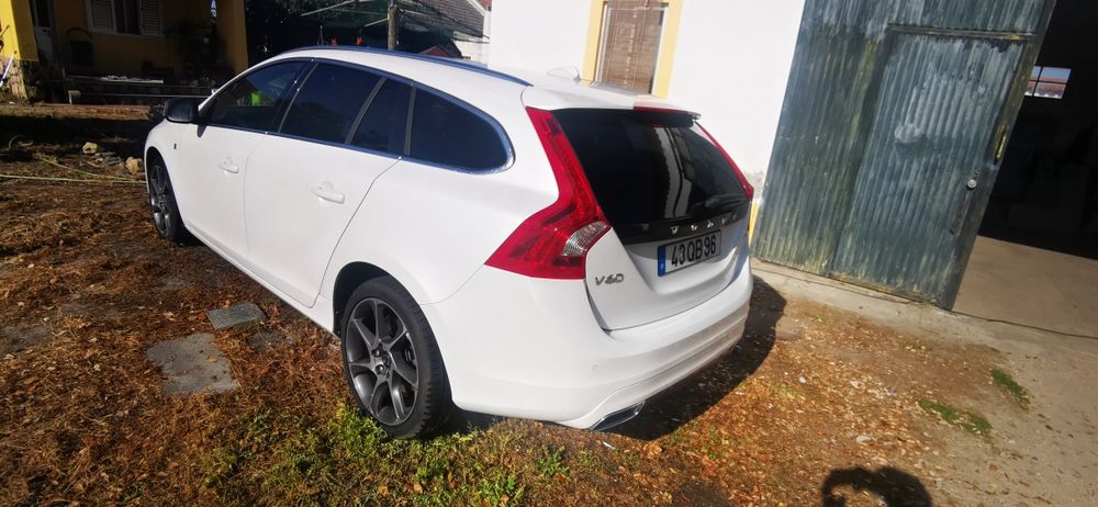 Volvo V60 ocean race D4