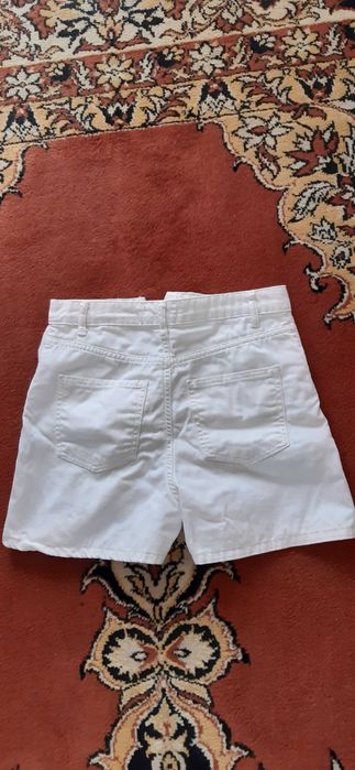 Шорты белые wikikki