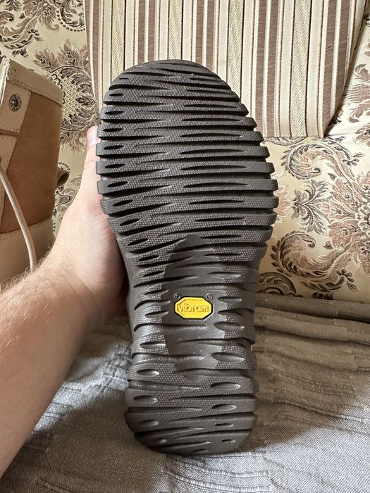 Продам снігові чоботи UGG, оригінал, розмір 35-35.5