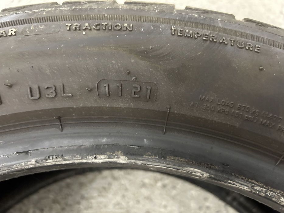 Komplet opon opony Bridgestone T005 Turanza  215 55 R17 94 V 4 sztuki
