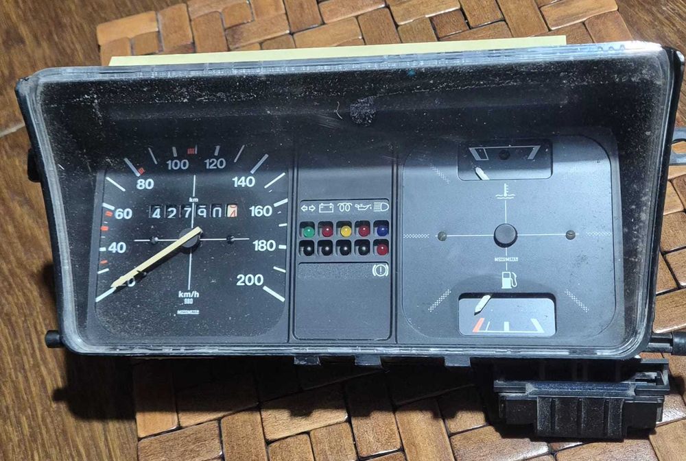 Licznik Zegary VW POLO II  86C 2F (81-94r.) DIESEL Oryginalny MOTOMETER KLASYK