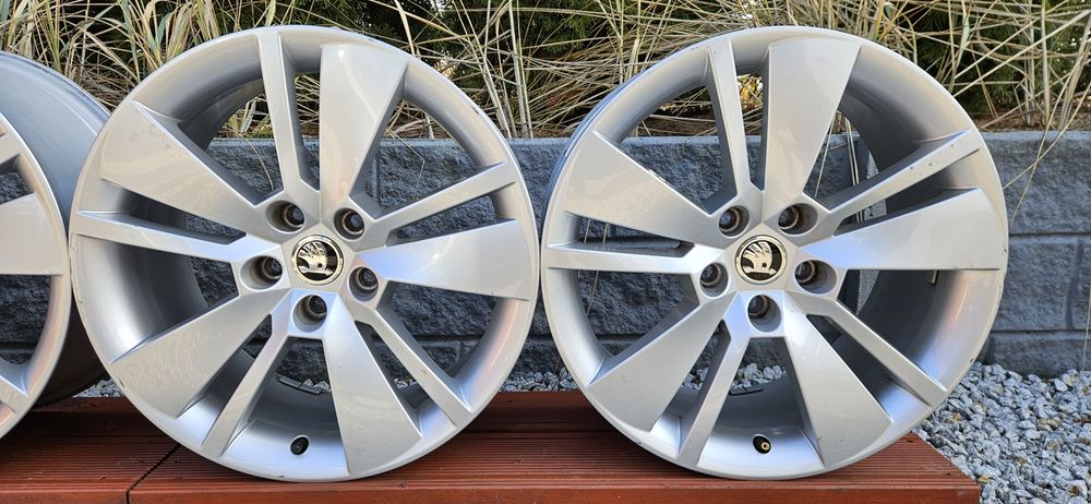 Skoda Superb/ Octavia- felgi Zenith 18"