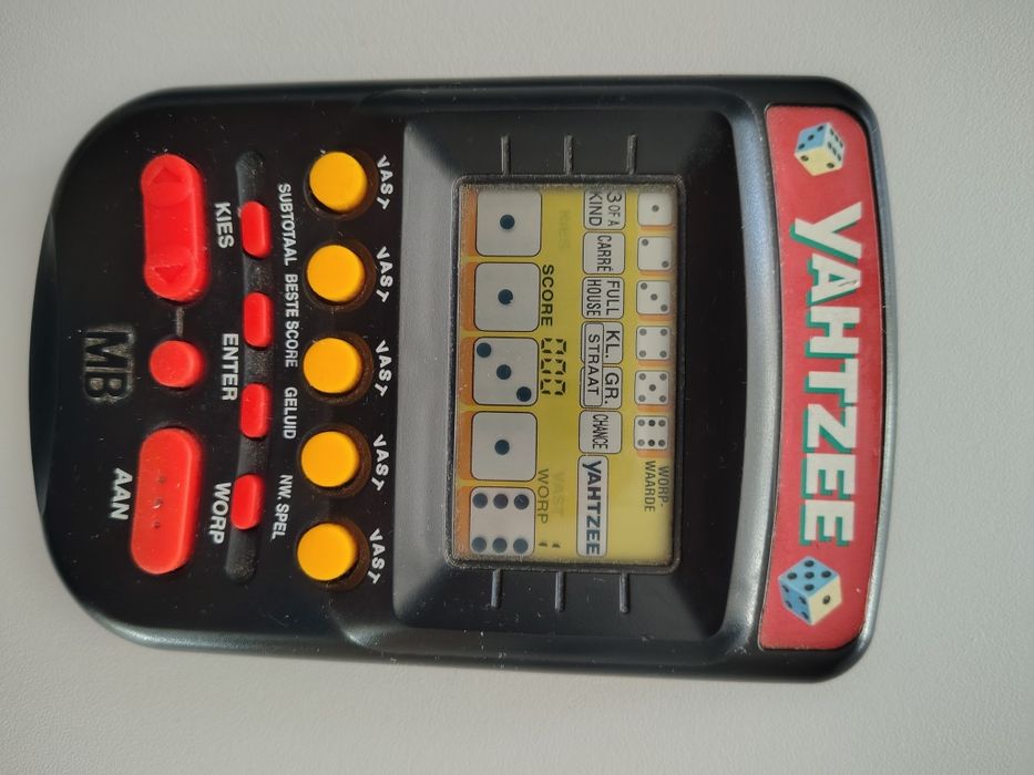 Stara Elektroniczna gierka gra konsola Yahtzee