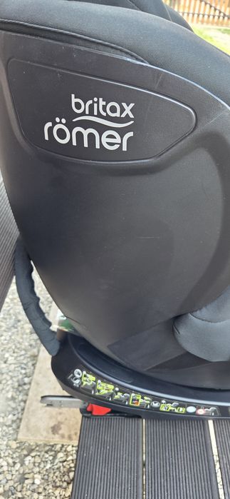britax romer dualfix 2r używany bezwypadkowy.