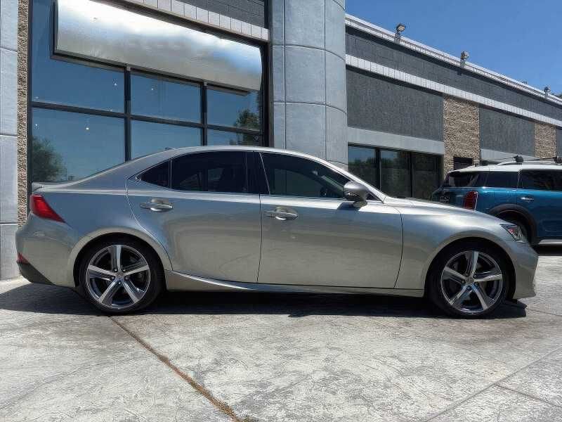 2017 Lexus IS 300