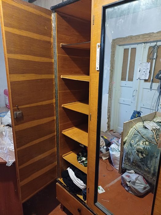 Меблі на дачу , або гараж