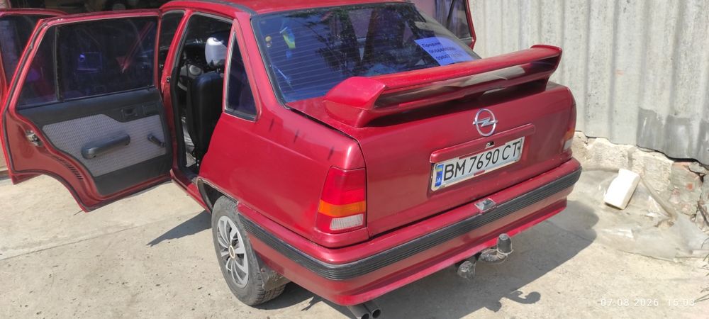 Продам Opel Kadett 1991 газ - бензин, 1.6