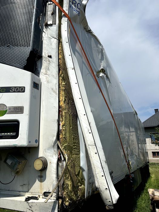Naczepa SCHMITZ CARGOBULL po wypadkowa 2016