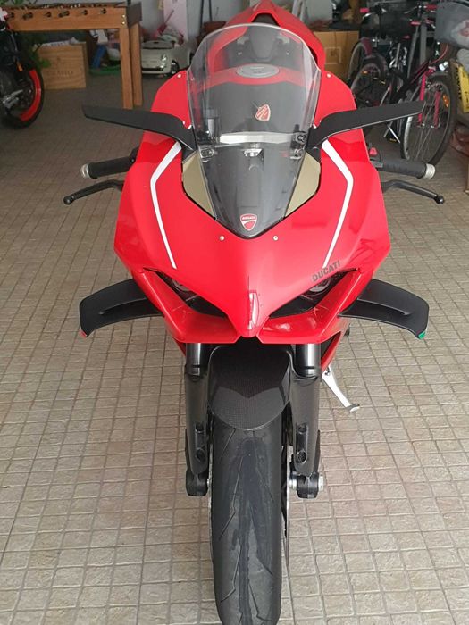 Ducati Panigale V4 TOP