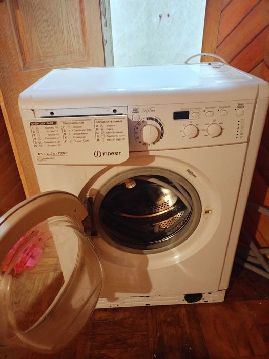 Продам стиральную машинку б/у