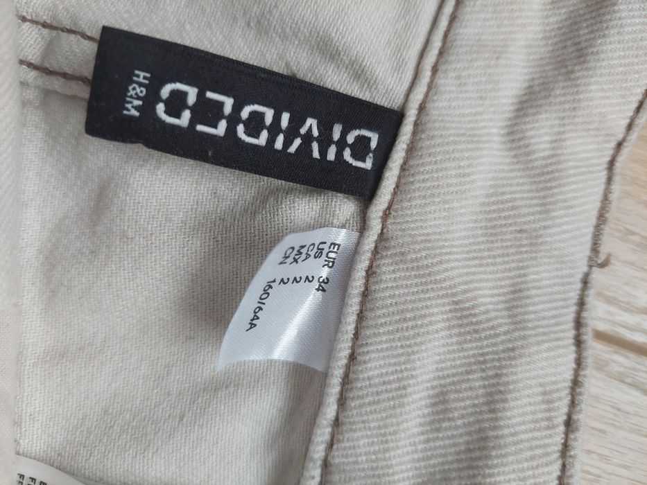 białe/beige spodnie damskie