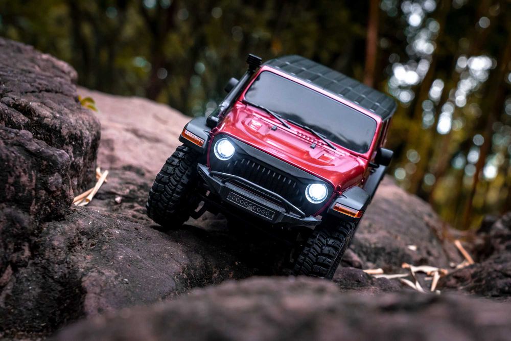 Машинка на радіокеруванні FMS 1:18 JEEP WRANGLER Thunder Strom RTR RED