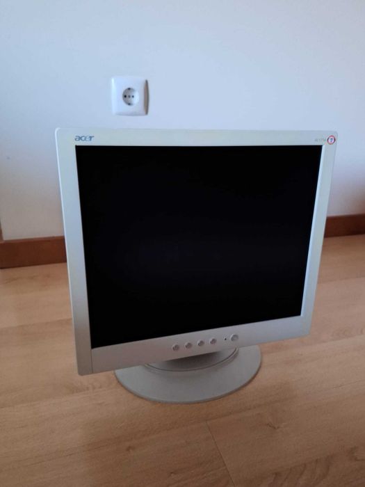 Monitor Acer 17 polegadas