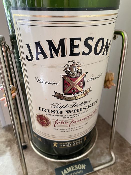 Оригинальный необходимый подарок , бутылка/качели под крепкие напитки