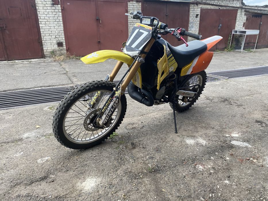 Продам мотоцикл 2T Suzuki TS200R
