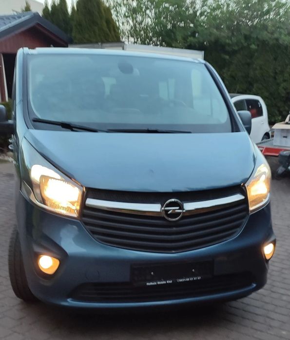 Opel Vivaro 2014r 9 Osobowy Kamera Clima Navi 1,6 Cdti 140 Koni Dobrze Wyposażony