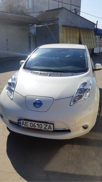 Продам Ниссан Лиф nissan leaf