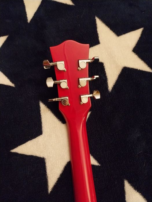 HB em formato Gibson ES 335