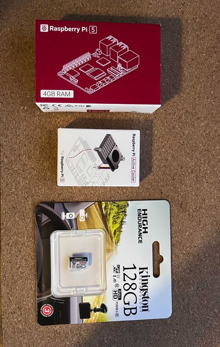 Raspberry Pi 5 4GB + Active Cooler + microSD 128GB HE | NOWE |