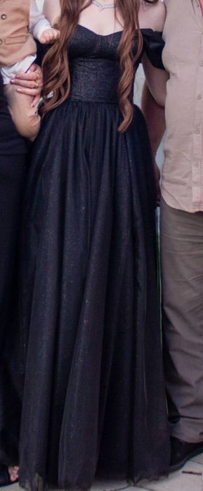 Корсетна блискуча сукня