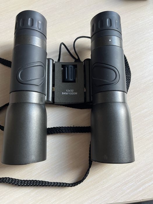 Бинокль Traveler