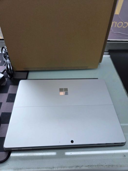 Surface Pro11 WiFi||PC-Plus|C10/16GB/256GB|PT ES460498513586432003
