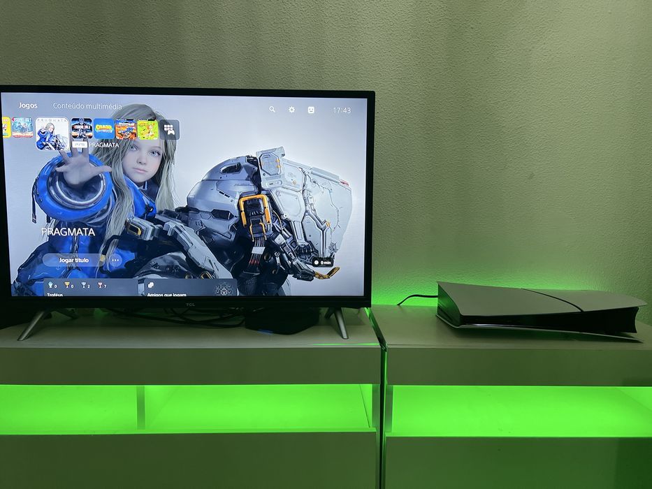 PS5 1TB (Estado de Loja) | Edição Plug & Play + 206 Jogos + Free Shop Integrada