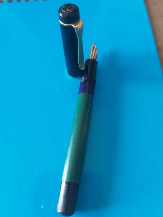Caneta tinteiro PELIKAN "F" anos 50 German, antiga e rara