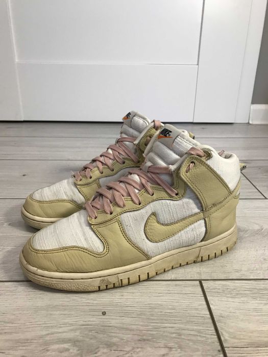 Buty Nike Dunk High LX Team Gold rozm. 38