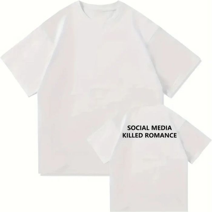 Футболка Social media killed romance