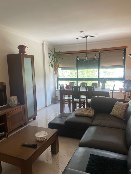 Alugo apartamento T2 Coimbra