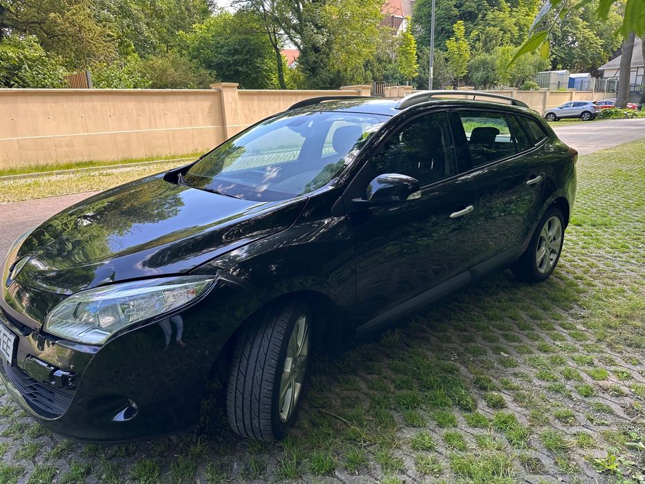 Продам машину Renault Megane 3 універсал