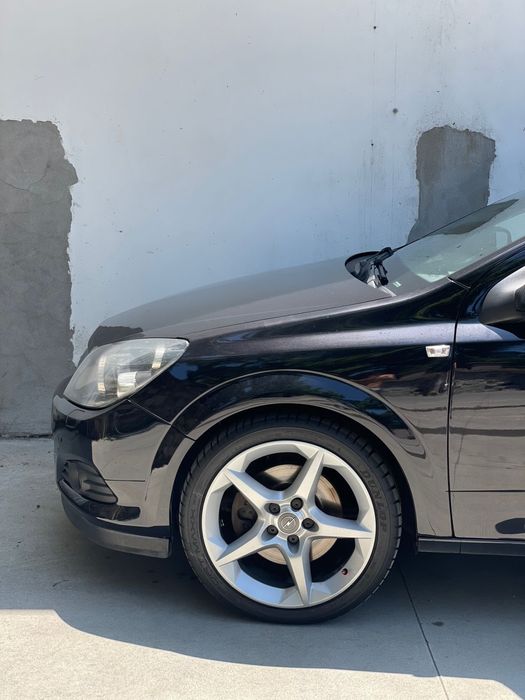Opel Astra H GTC 1.9 CDTI