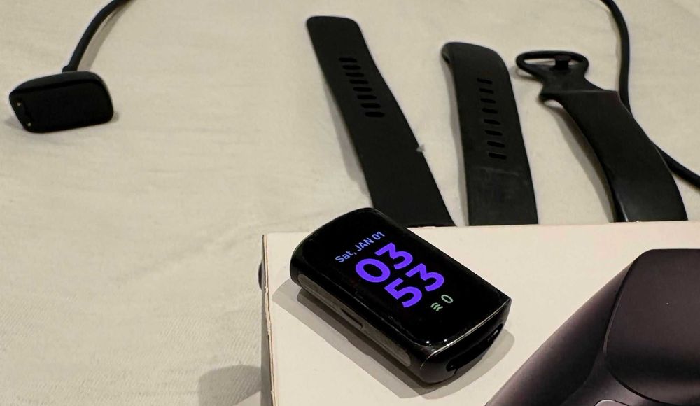 Smartwatch Fitbit Charge 6 black czarny