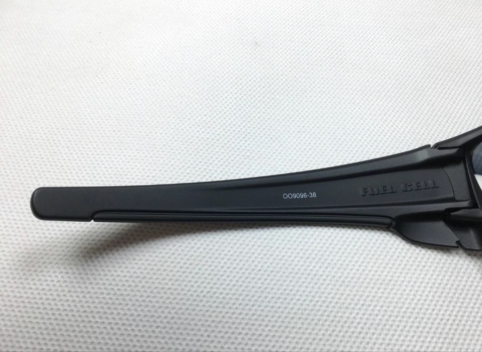 Oakley SI Fuel Cell Matte Black USA Flag / Grey – оригінальні окуляри (NEW)