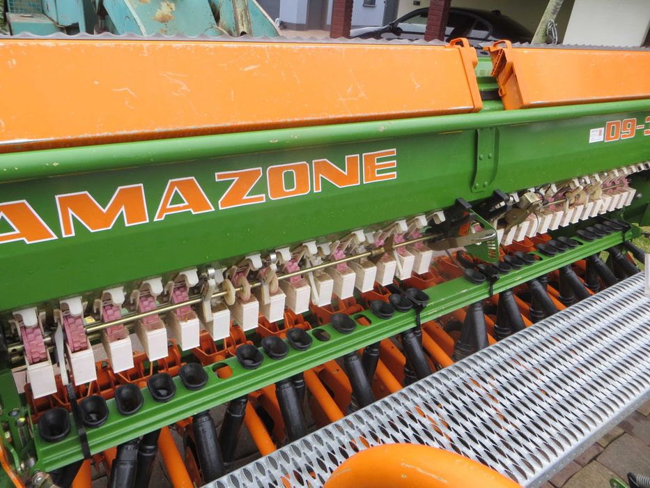 Siewnik Amazone D9-30 Special talerzowy , amalog