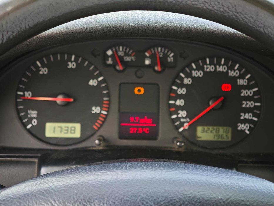 Продам Volkswagen Passat 2000р. #77177