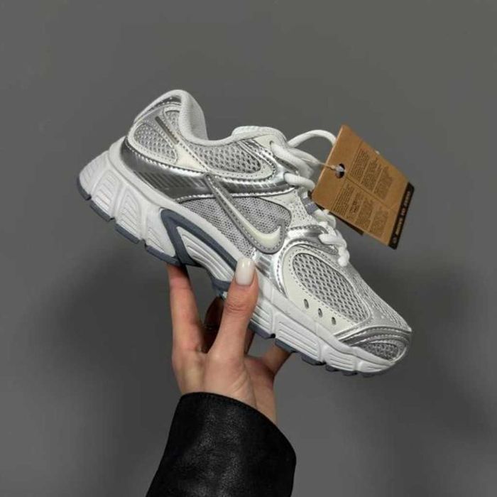 РОЗПРОДАЖ 1599 грн | Nike Zoom Vomero 5 жіночі 36–41